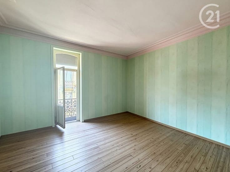 Investment Property – 3 Legal Units + Garage & Workshop