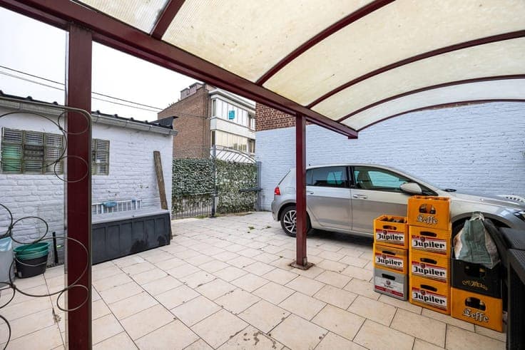 Investment property in Charleroi