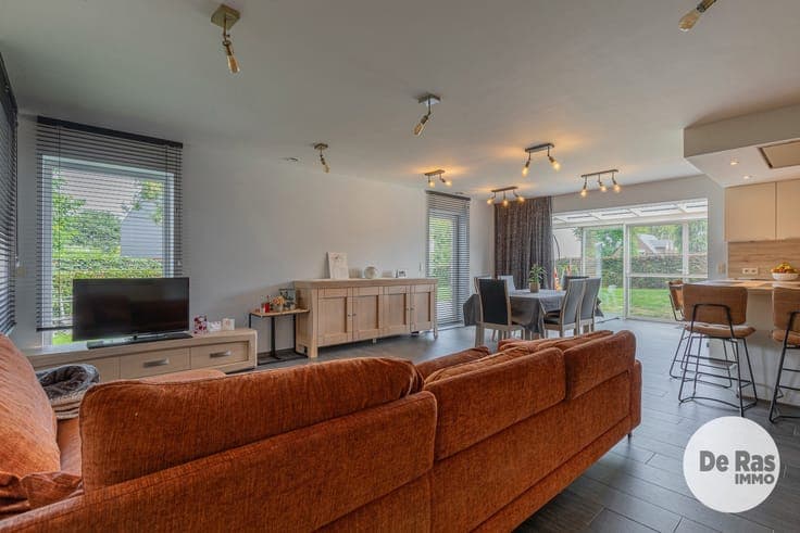 HAALTERT - Recente woning met alle comfort en mooie tuin