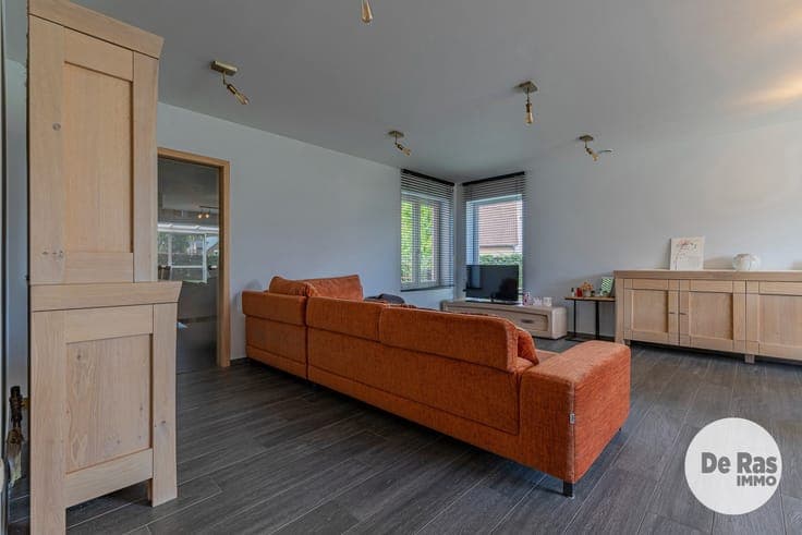 HAALTERT - Recente woning met alle comfort en mooie tuin