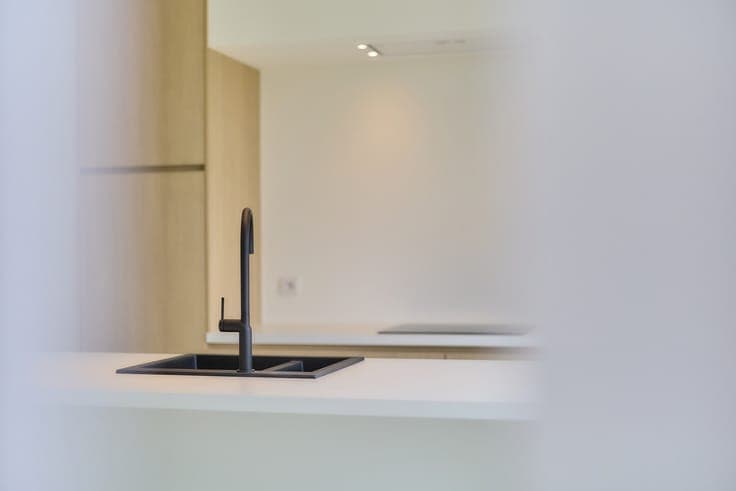 Modern new-build homes near the center of Roeselare