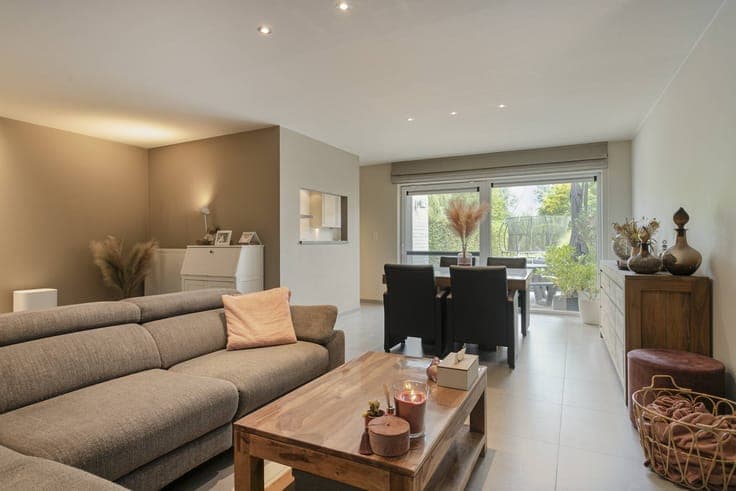 Spacious house ready to move in: 4 bedrooms, garage and larg