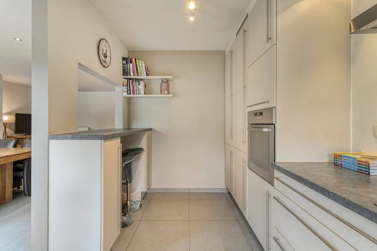 Spacious house ready to move in: 4 bedrooms, garage and larg