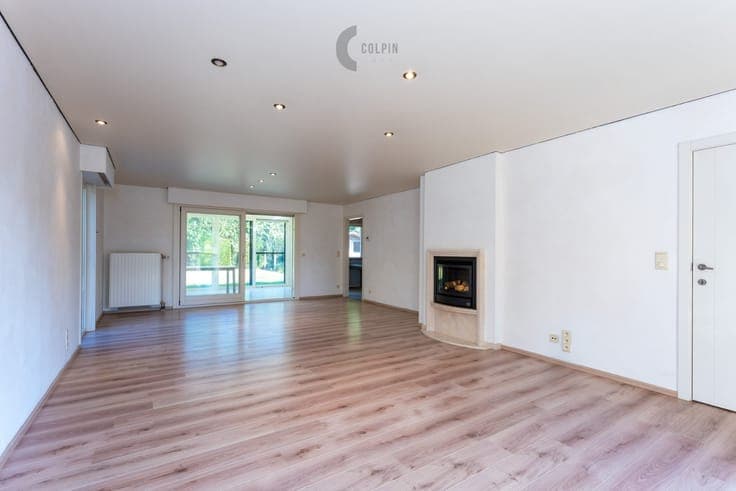 Detached villa with sunny garden and 3 bedrooms in Moerke...