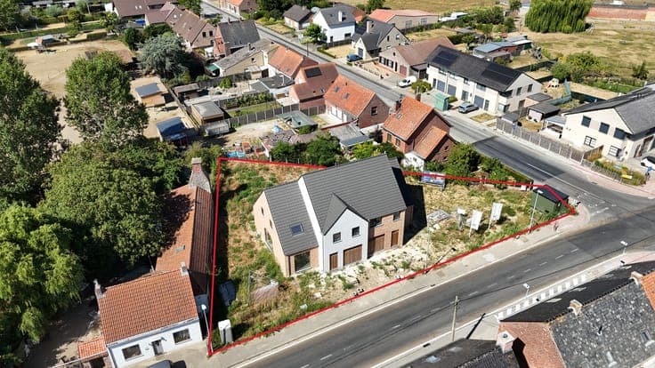 2 halfopen nieuwbouwwoningen in pastoriestijl met 3 slaap...