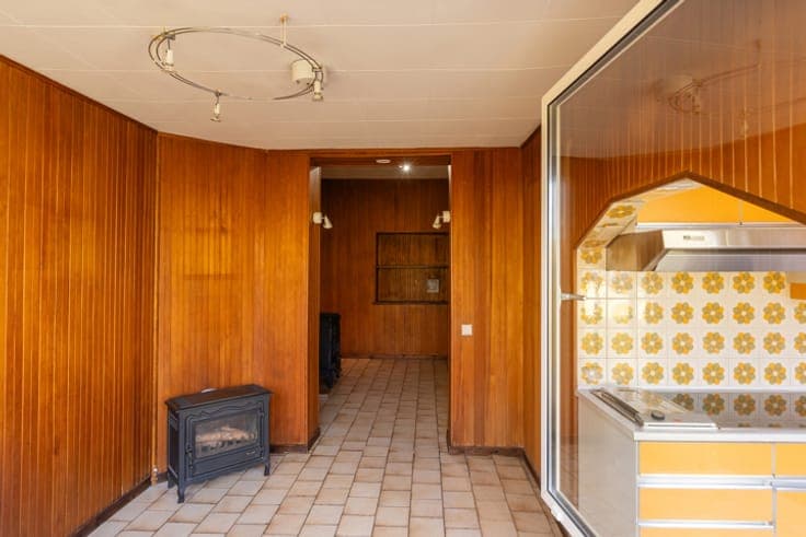Property to renovate with potential in Drogenbos