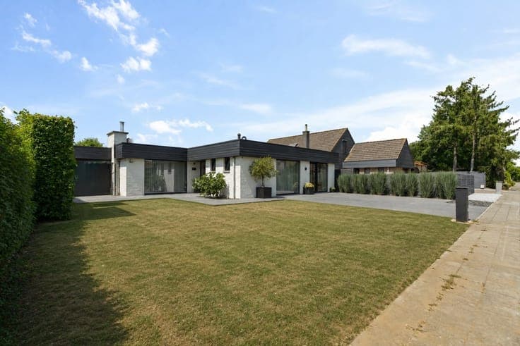Bungalow