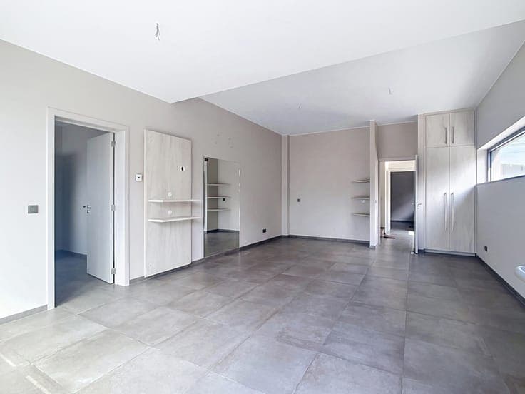 Mixed-use property offering a wide range of possibilities