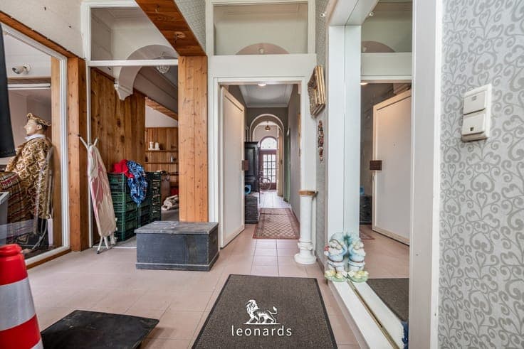 Magnificent mansion with plenty of space