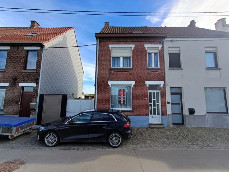 Te renoveren halfopen bebouwing met zuid gerichte tuin in...