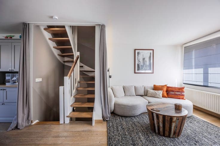 Verzorgde bel-étagewoning te Duinbergen