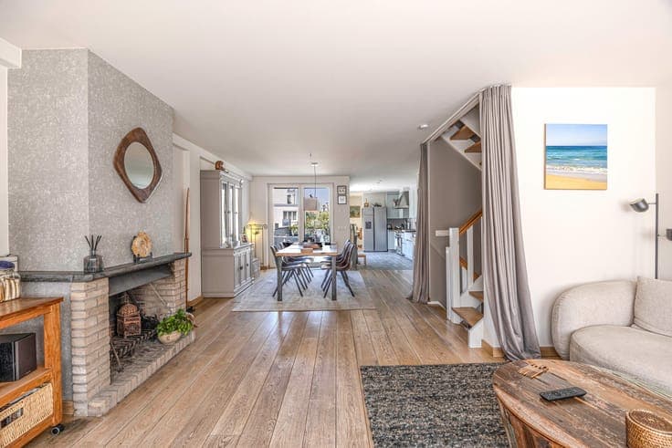 Verzorgde bel-étagewoning te Duinbergen