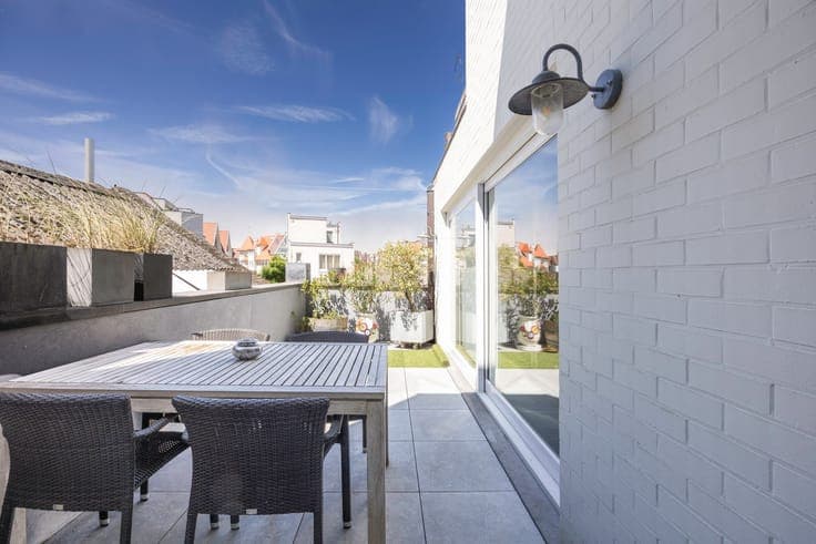 Verzorgde bel-étagewoning te Duinbergen