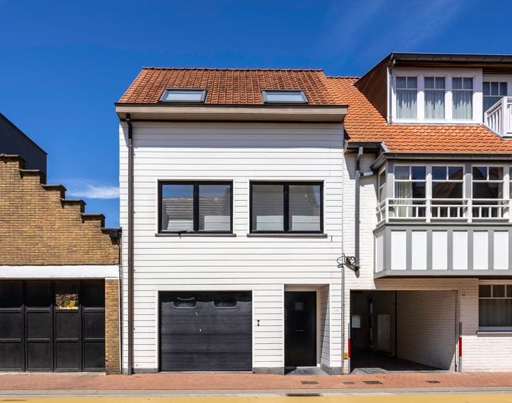 Verzorgde bel-étagewoning te Duinbergen
