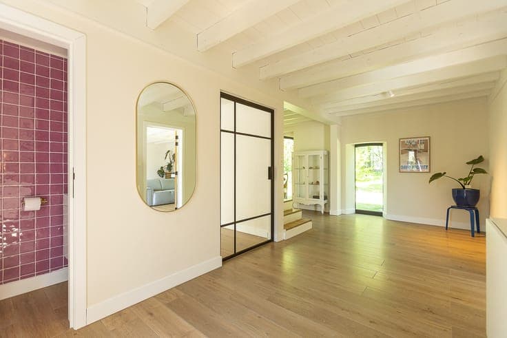 Exclusive villa set in greenery – 3,296 m² 🌿
