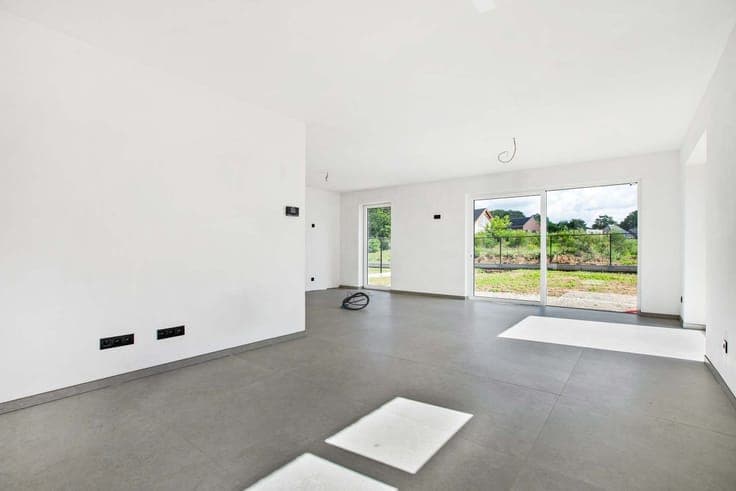 Knappe nieuwbouw woning op een rustige locatie!