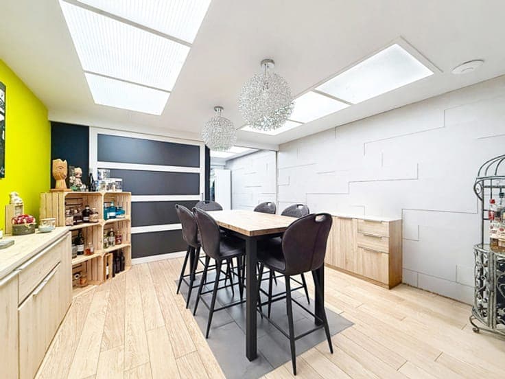 Renovated house, 3 bedrooms with garden