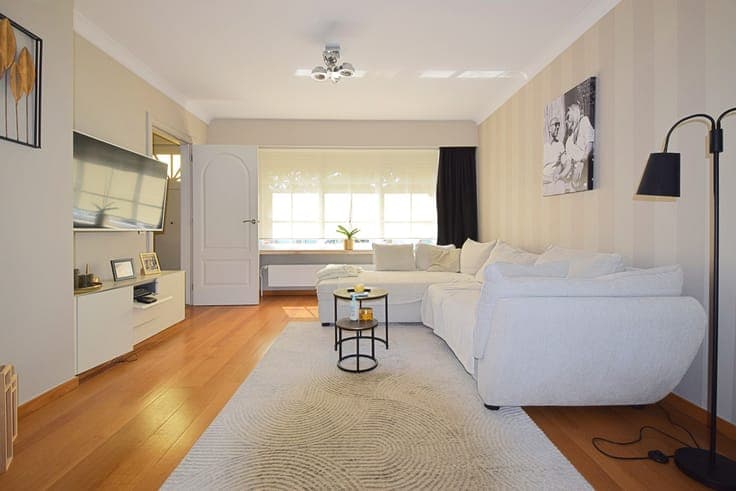 Stijlvolle, perfect instapklare half open bebouwing met o...