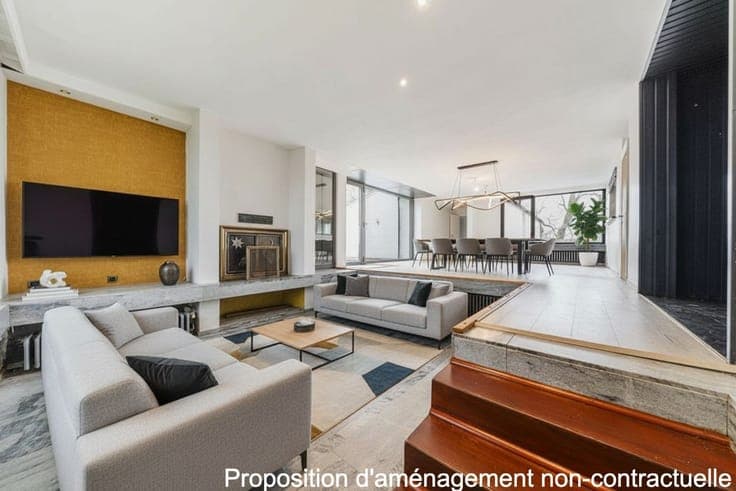 Exceptional property in Roisin