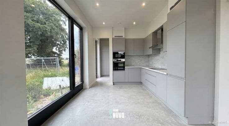 2 new build houses - on-site visit possible