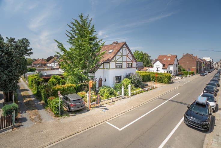 Semi-detached house with garden & parking | Halle | EPC D