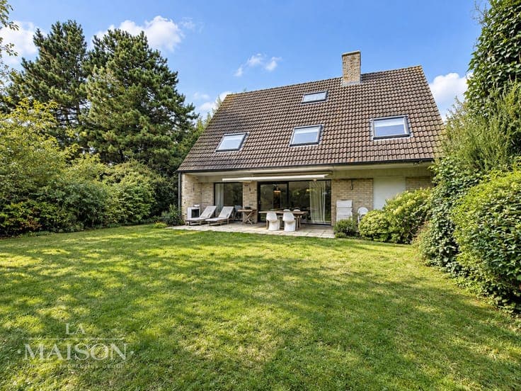 Knokke - Detached villa on 938 m² in the heart of Oosthoek