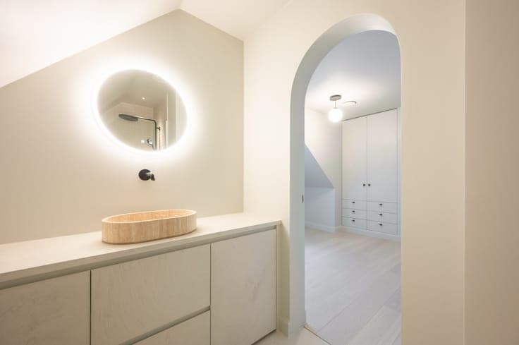Luxueus afgewerkte nieuwbouwwoning met 4 slaapkamers op e...