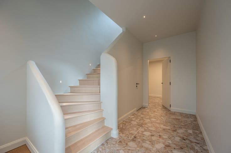 Luxueus afgewerkte nieuwbouwwoning met 4 slaapkamers op e...