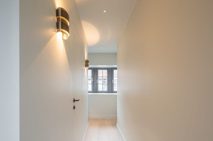 Luxueus afgewerkte nieuwbouwwoning met 4 slaapkamers op e...