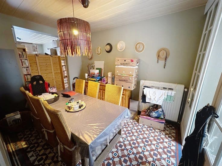 Charming 3-bedroom home with city garden, just steps from th