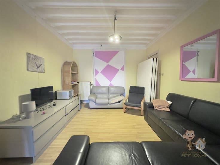 3-unit investment property