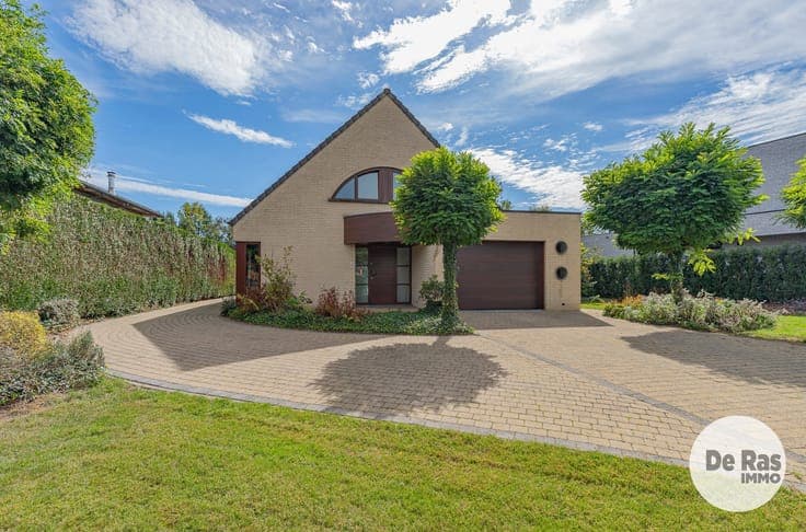 LEDE - Perfect onderhouden woning op een rustige locatie