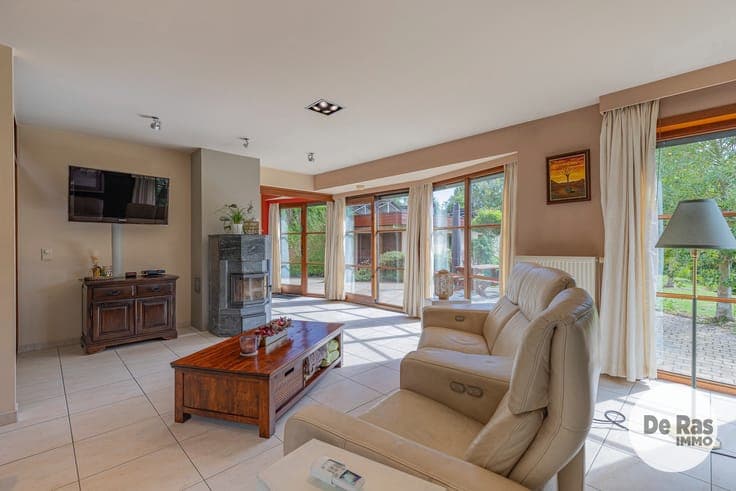 LEDE - Perfect onderhouden woning op een rustige locatie