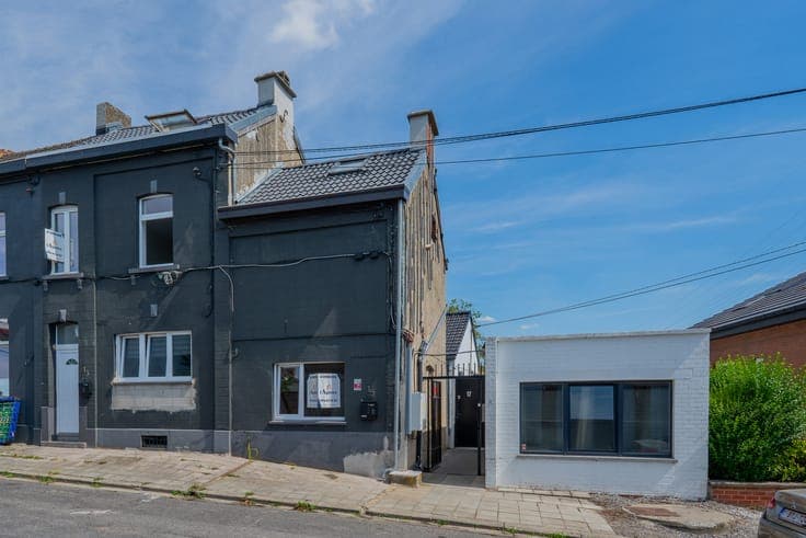 House in Charleroi