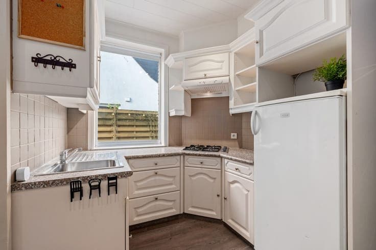 Semi-detached house for sale in quiet street
