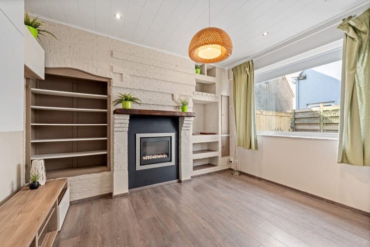 Semi-detached house for sale in quiet street
