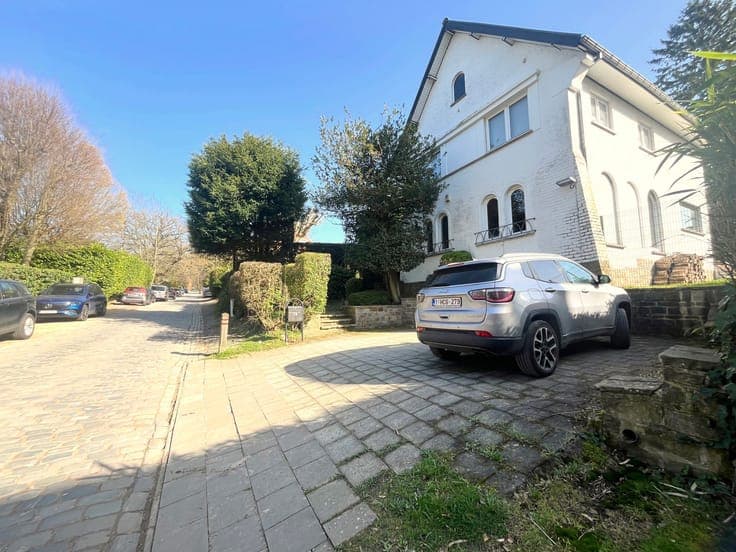 FORT JACO- villa with South garden &great potential