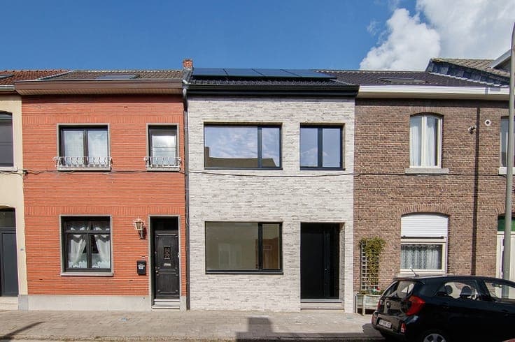 Geslaagde totaalrenovatie met 4 slaapkamers, 2 badkamers,...