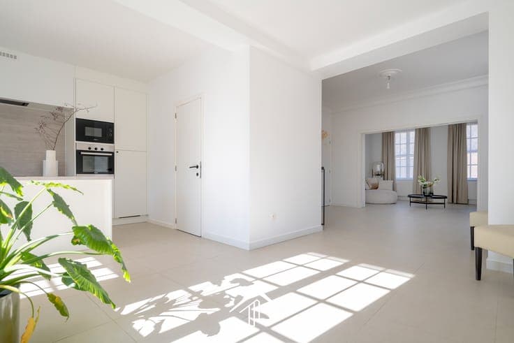 TOWNHOUSE IN LOUISE-MARIE: FIRST VIEWING ON SATURDAY, 18 OCT