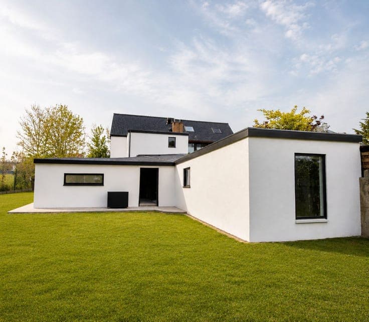 Fully Renovated Home with Large Garden in Nerem