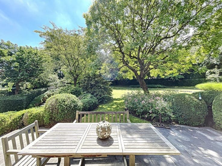 Exceptional property on a 28-acre land