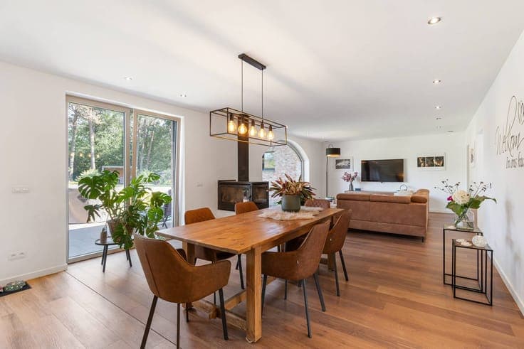 Villa for sale in Lichtaart, also suitable as a kangaroo hom