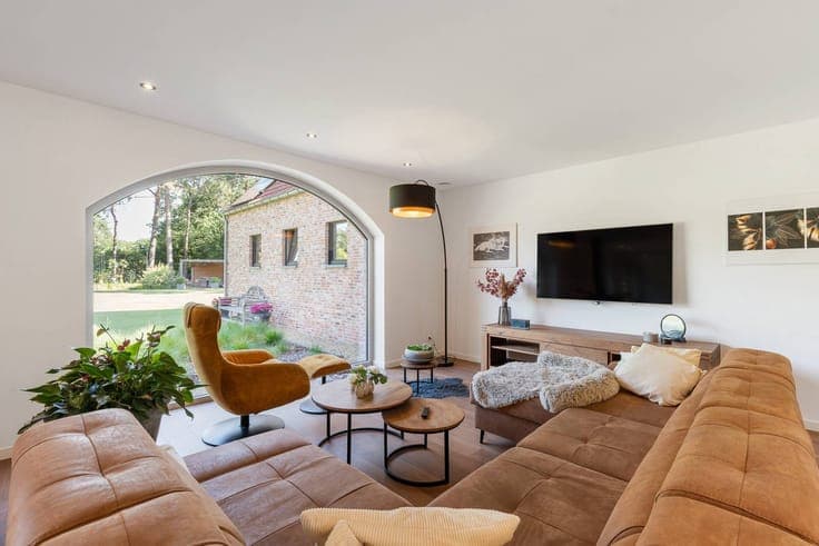 Villa for sale in Lichtaart, also suitable as a kangaroo hom