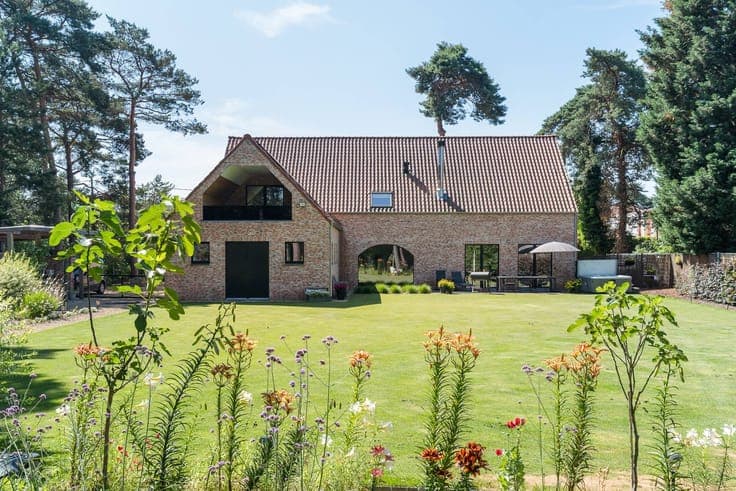 Villa for sale in Lichtaart, also suitable as a kangaroo hom