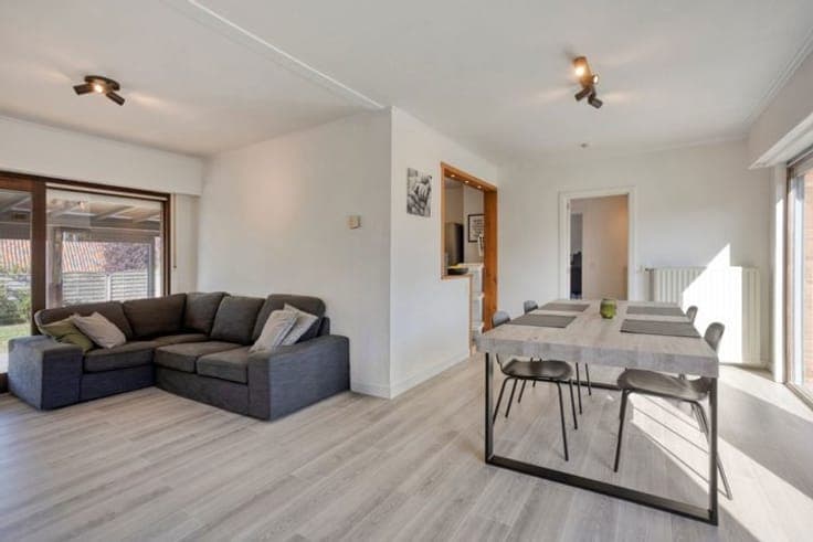 Renovated Bungalow with Southwest-Facing Garden