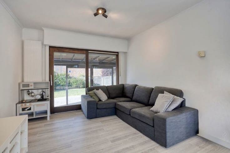 Renovated Bungalow with Southwest-Facing Garden