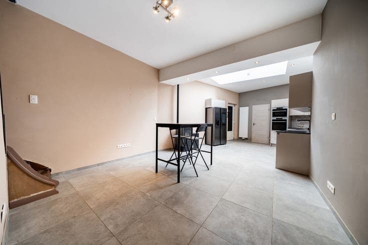 Versatile property with house and warehouse in Chênée – idea