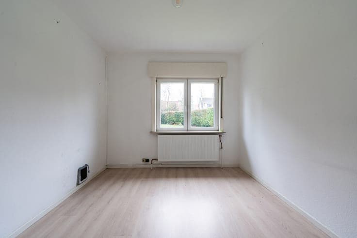 Waterloo – Faubourg, Charming VILLA (5BED/2BATH/GARAGE)