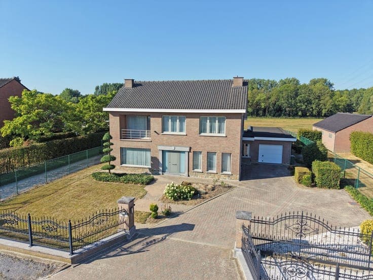 Goed bereikbare ruime gezinswoning