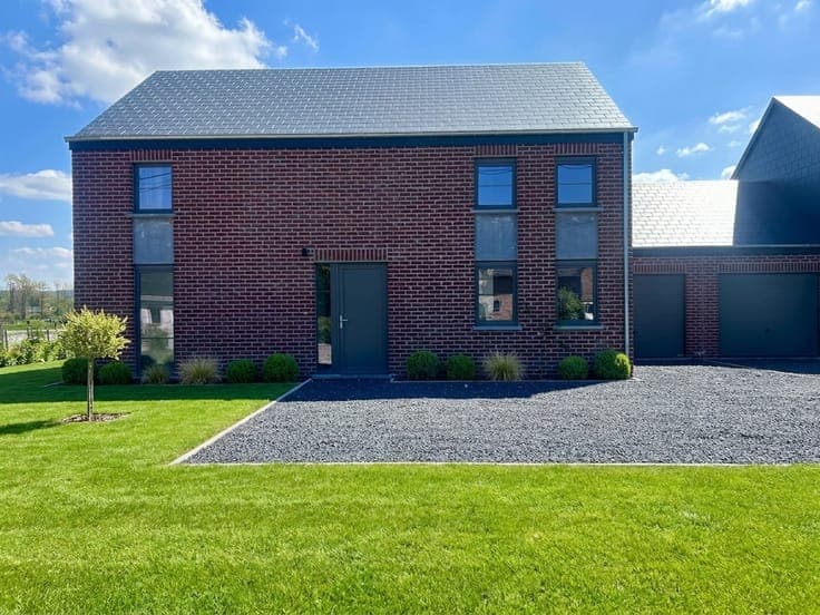 House in Aye